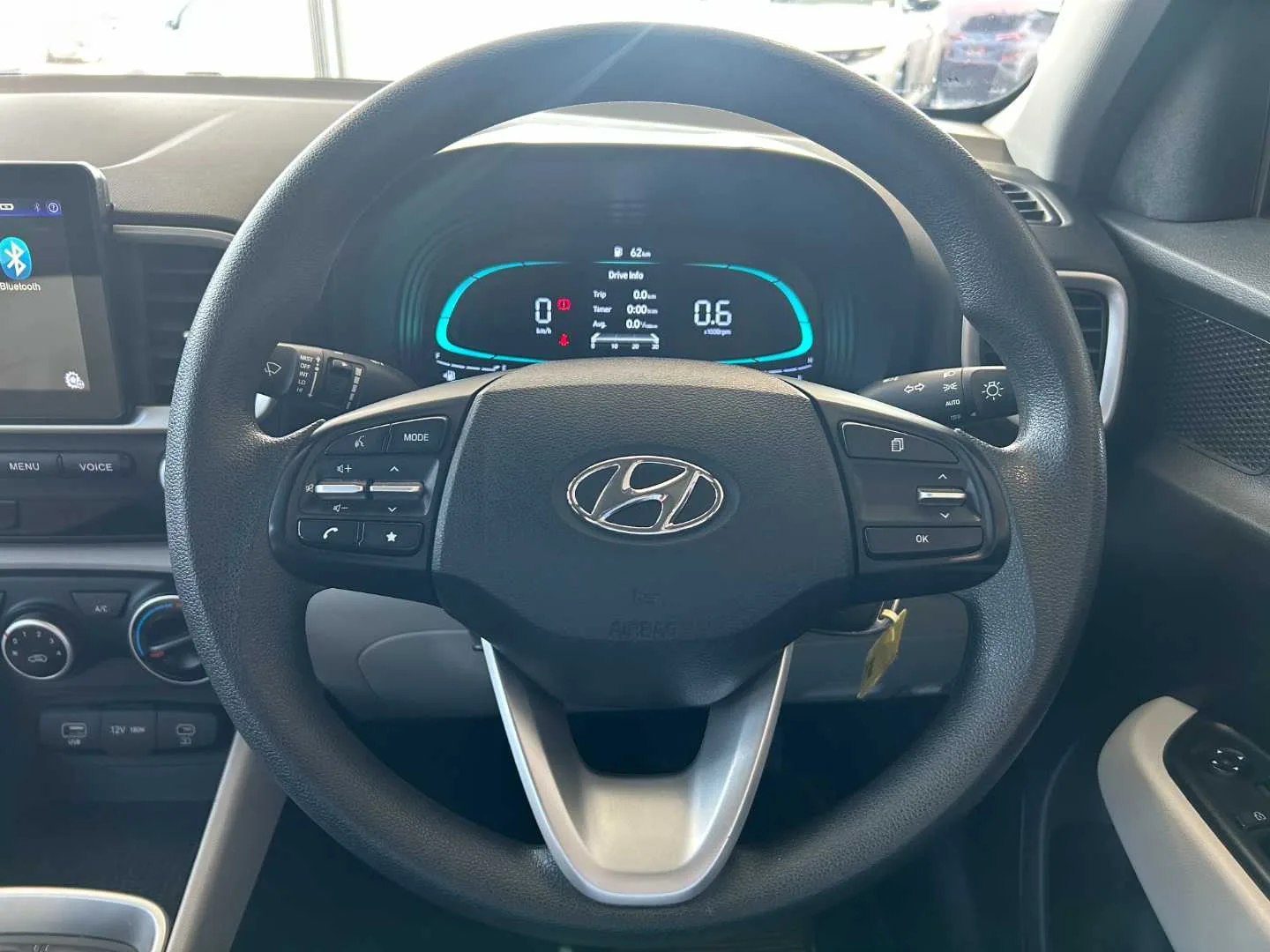 2023 Hyundai VENUE VENUE 1.2 PREMIUM MT thumbnail 11