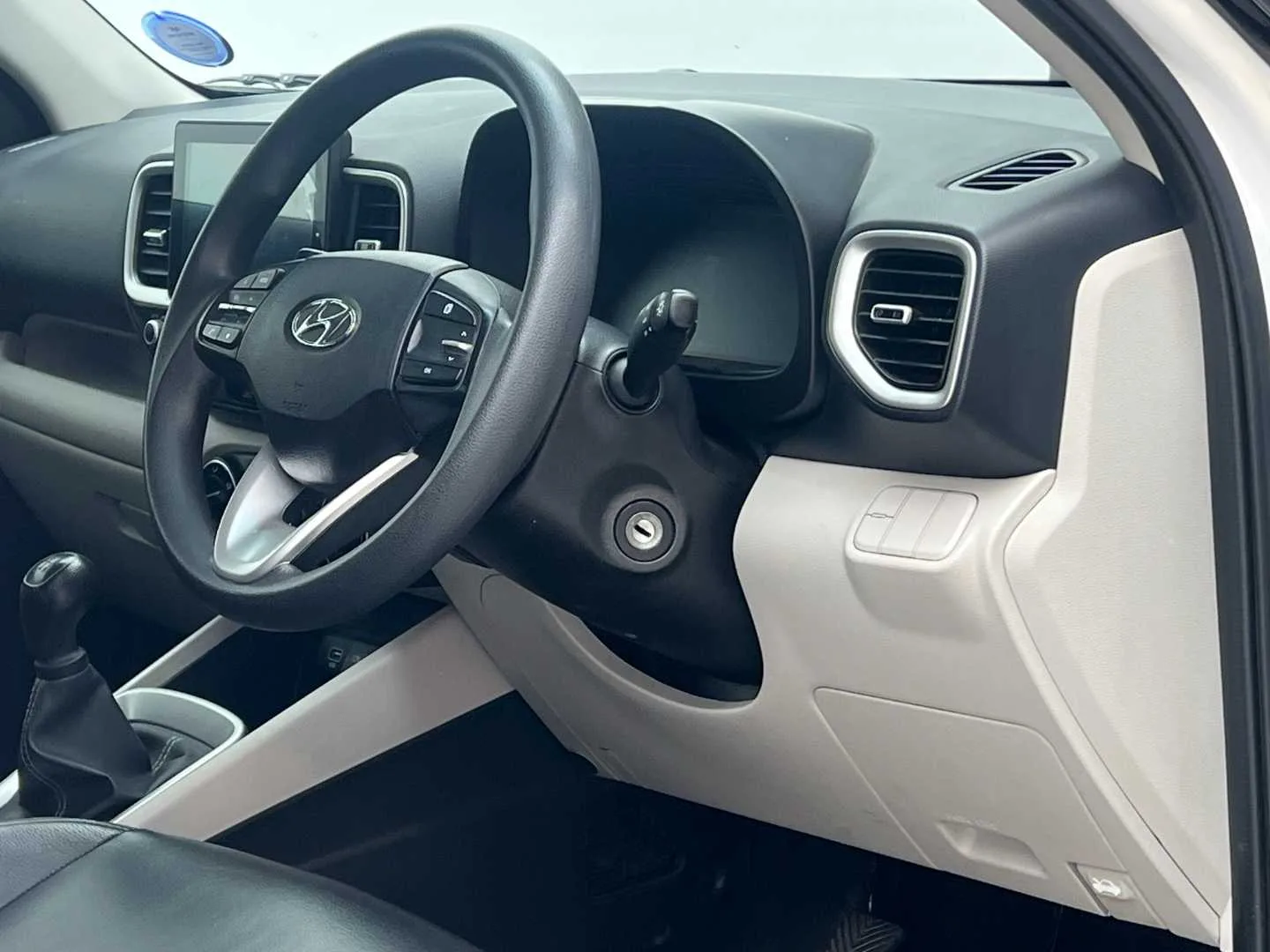 2023 Hyundai VENUE VENUE 1.2 MOTION thumbnail 10