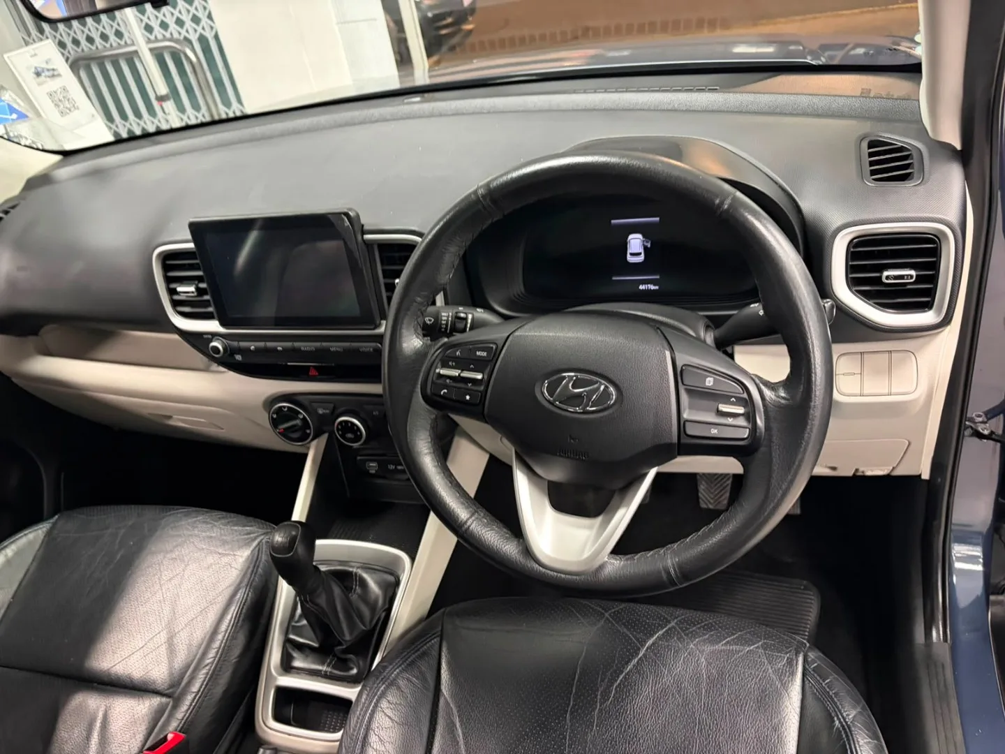 2023 Hyundai VENUE VENUE 1.2 PREMIUM MT MY24 thumbnail 13