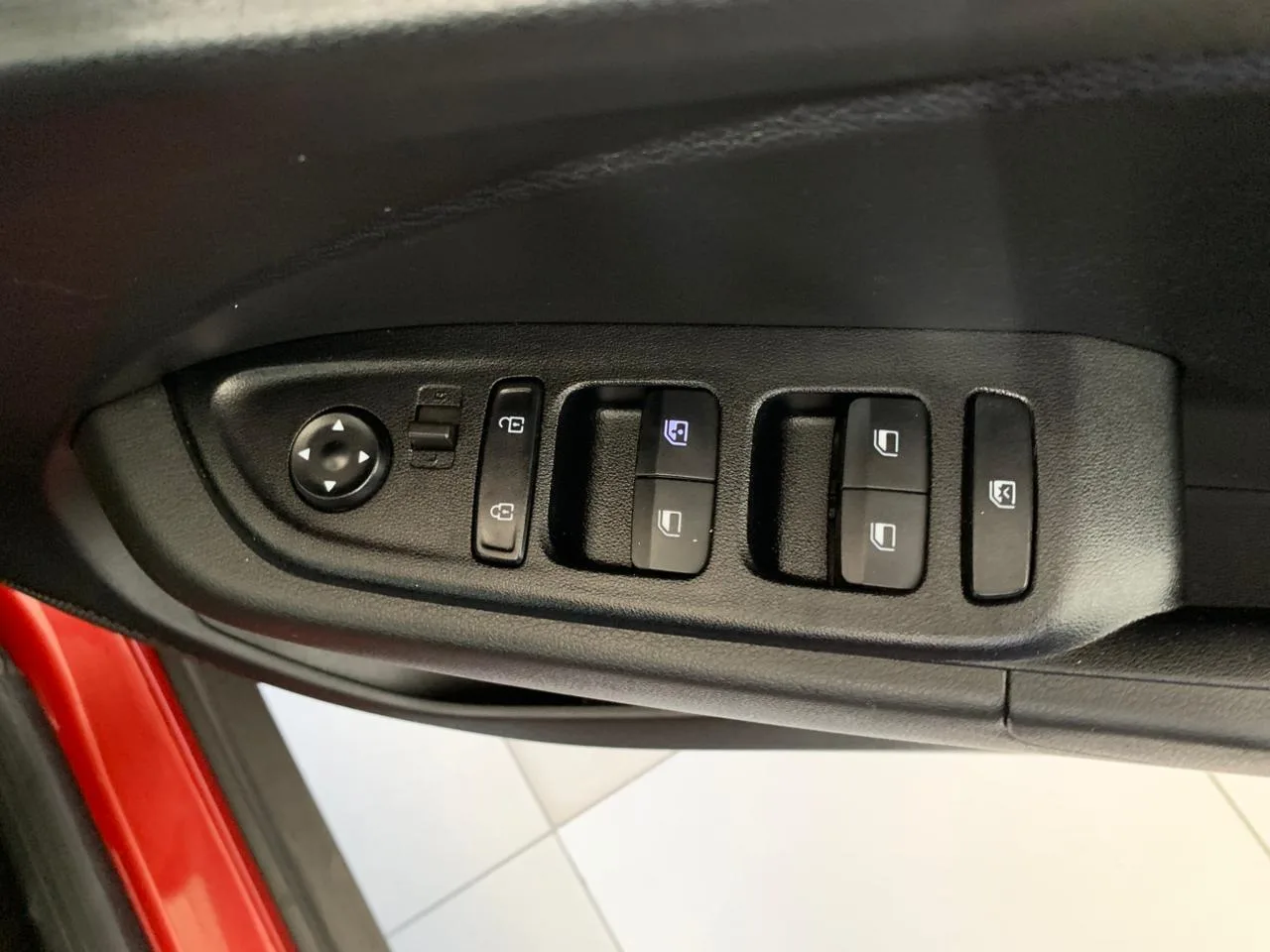 2024 Hyundai VENUE VENUE 1.2 PREMIUM MT MY24 thumbnail 16