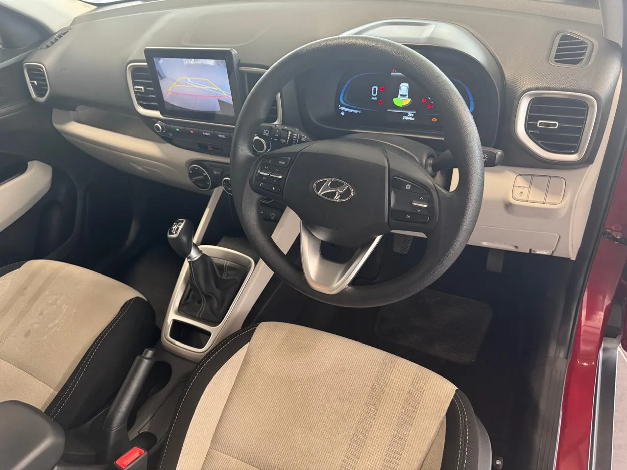 2025 Hyundai VENUE VENUE 1.2 PREMIUM MT MY24 thumbnail 5
