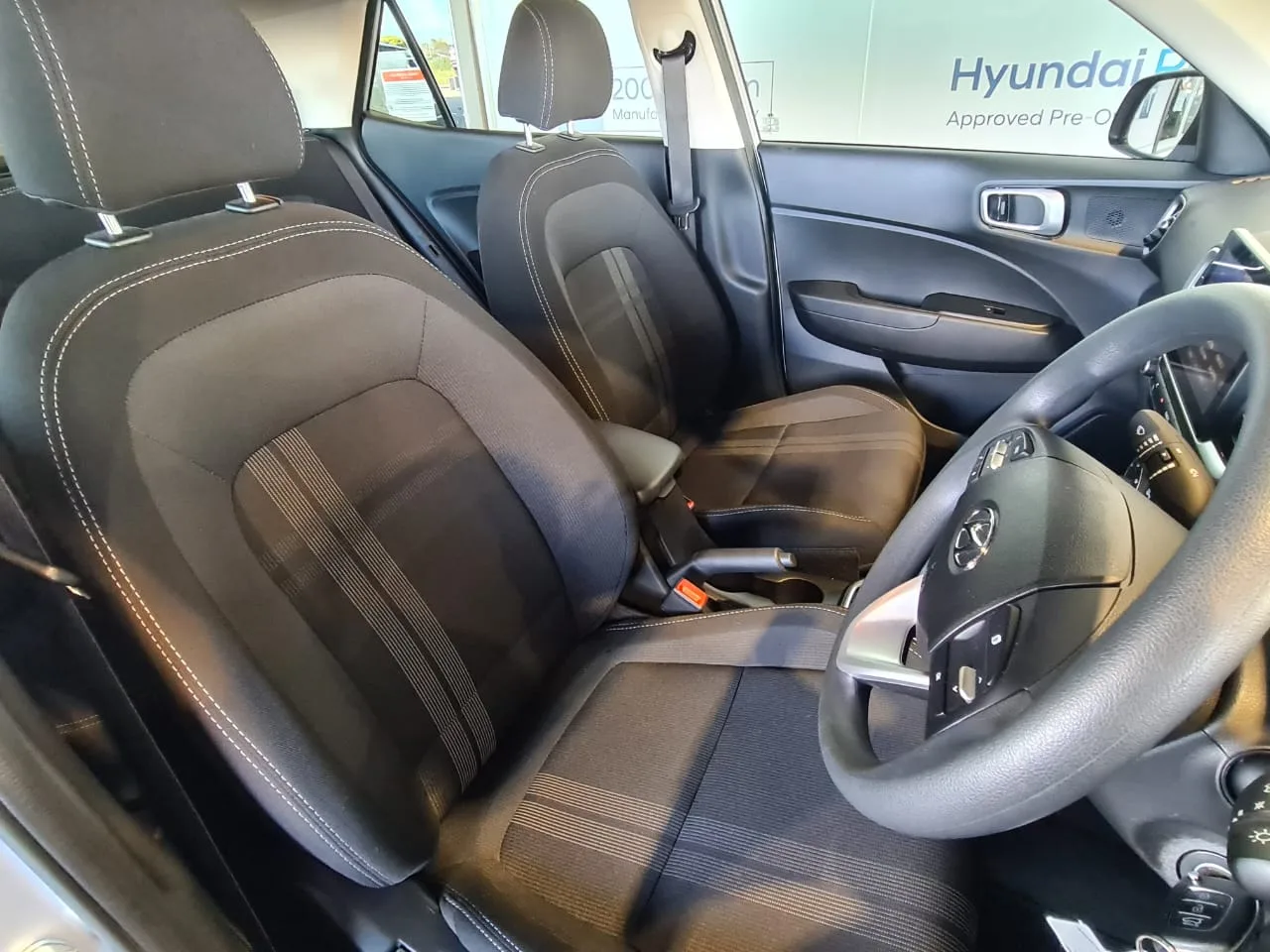 2024 Hyundai VENUE VENUE 1.2 PREMIUM MT MY24 thumbnail 11