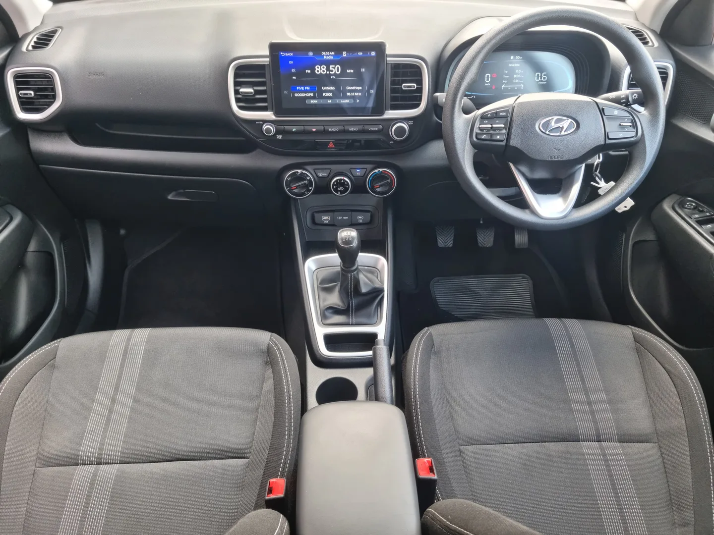 2024 Hyundai VENUE VENUE 1.2 PREMIUM MT MY24 thumbnail 9