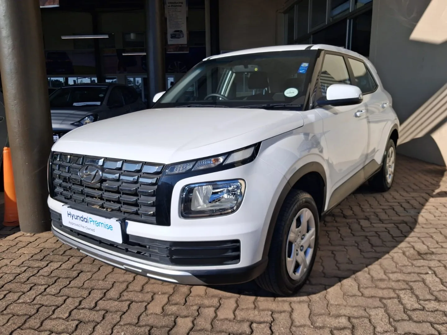 2024 Hyundai VENUE VENUE 1.2 PREMIUM MT MY24 image 1
