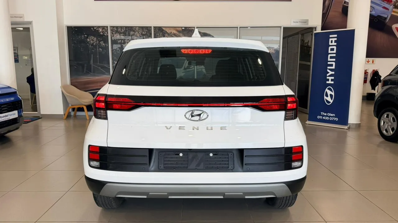 2024 Hyundai VENUE VENUE 1.2 PREMIUM MT MY24 thumbnail 8