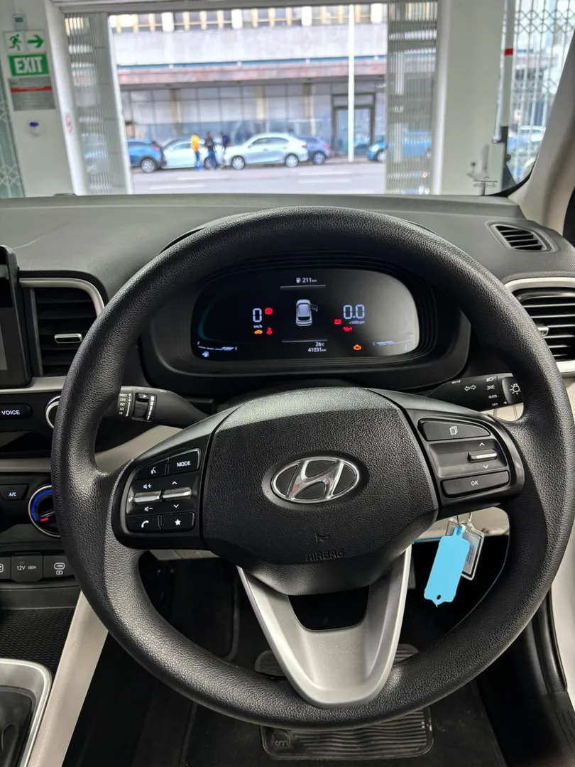 2024 Hyundai VENUE VENUE 1.2 PREMIUM MT MY24 thumbnail 18