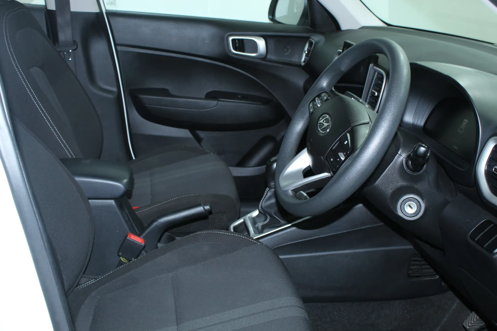 2024 Hyundai VENUE VENUE 1.2 PREMIUM MT MY24 thumbnail 19