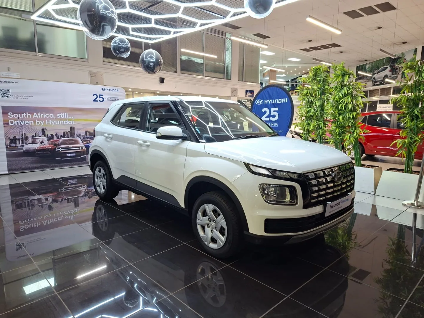 2024 Hyundai VENUE VENUE 1.2 PREMIUM MT MY24 image 1