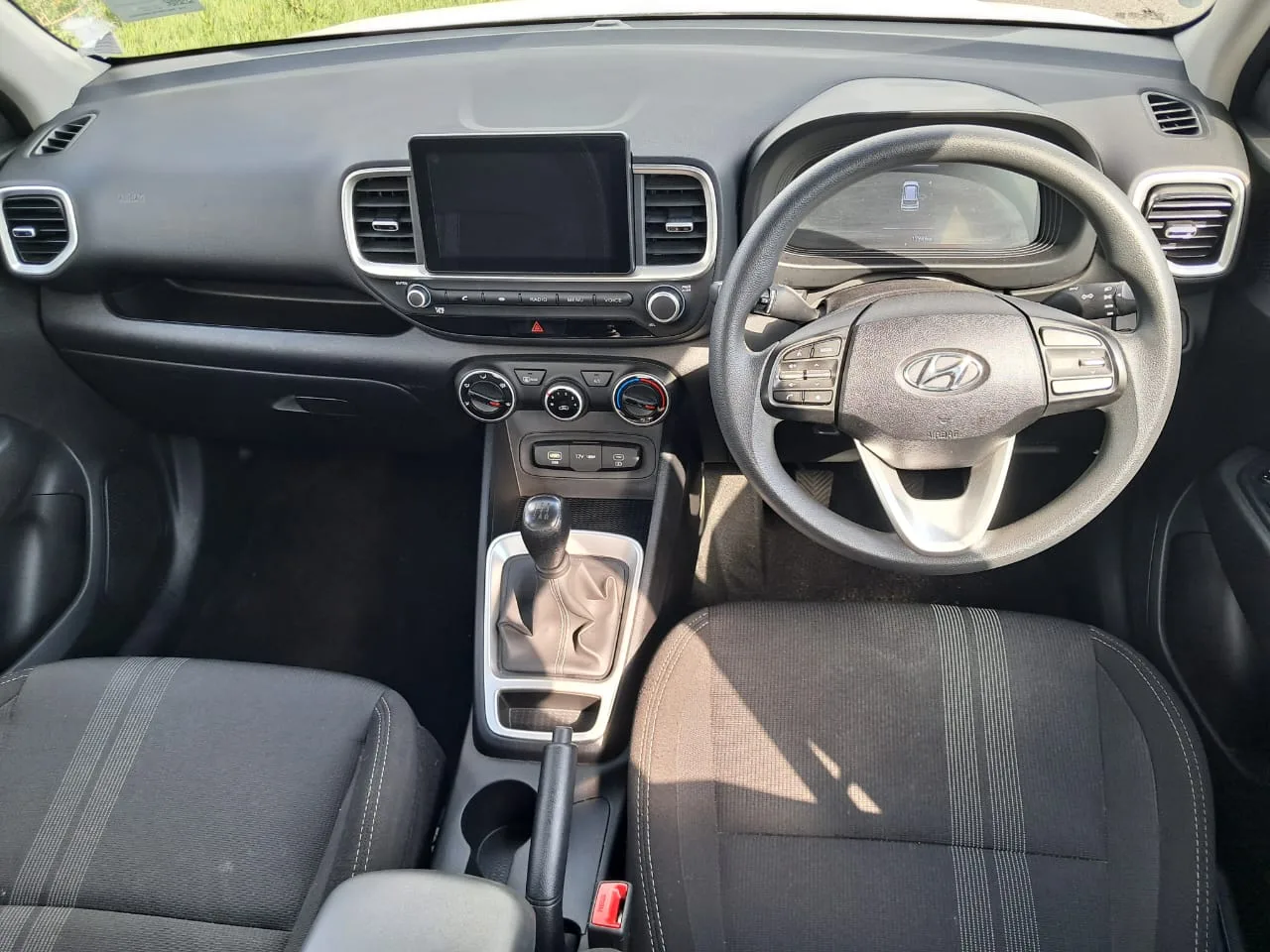 2024 Hyundai VENUE VENUE 1.2 PREMIUM MT MY24 thumbnail 12