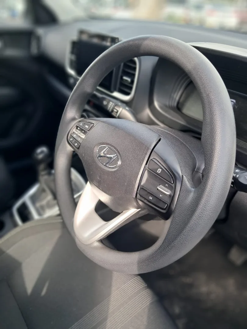2024 Hyundai VENUE VENUE 1.2 PREMIUM MT MY24 thumbnail 7