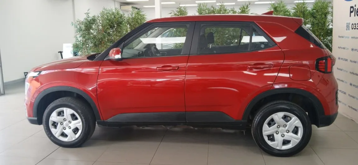 2024 Hyundai VENUE VENUE 1.2 PREMIUM MT MY24 thumbnail 4