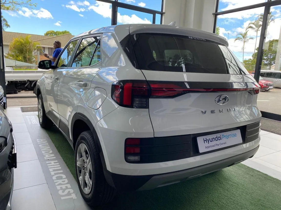 2024 Hyundai VENUE VENUE 1.2 PREMIUM MT MY24 thumbnail 7