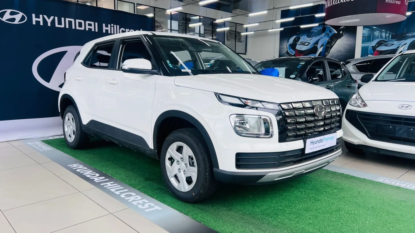 2025 Hyundai VENUE VENUE 1.2 PREMIUM MT MY24 image 1