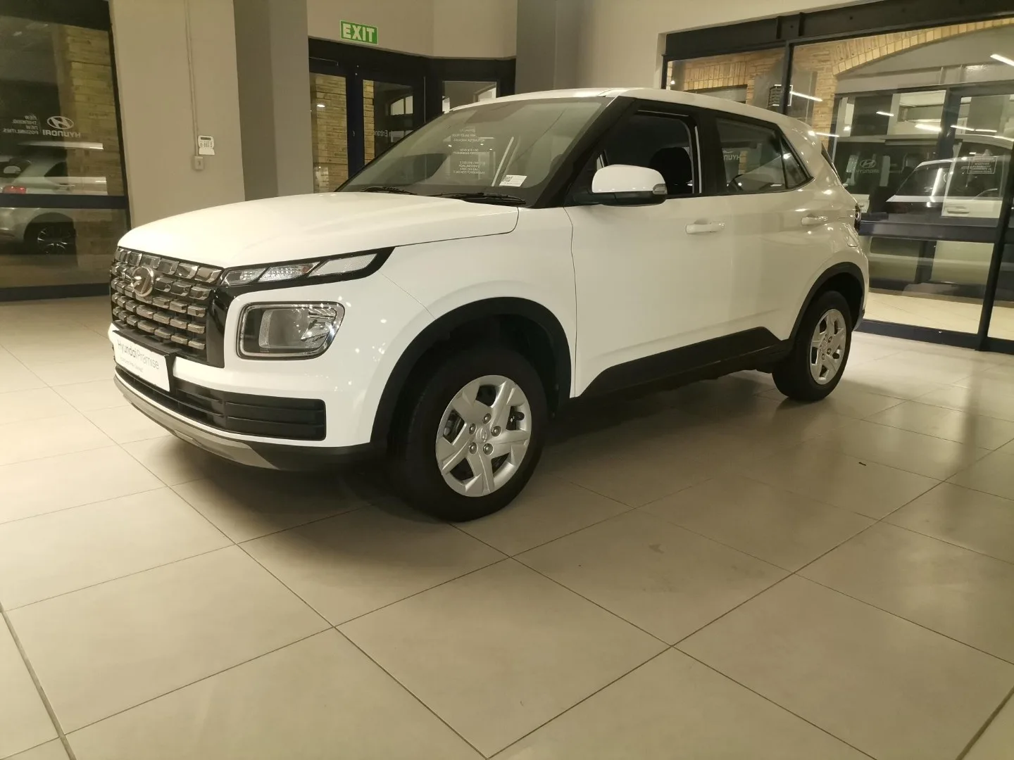 2025 Hyundai VENUE VENUE 1.2 PREMIUM MT MY24 thumbnail 21