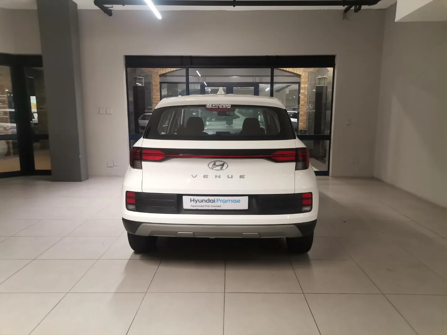 2025 Hyundai VENUE VENUE 1.2 PREMIUM MT MY24 thumbnail 17