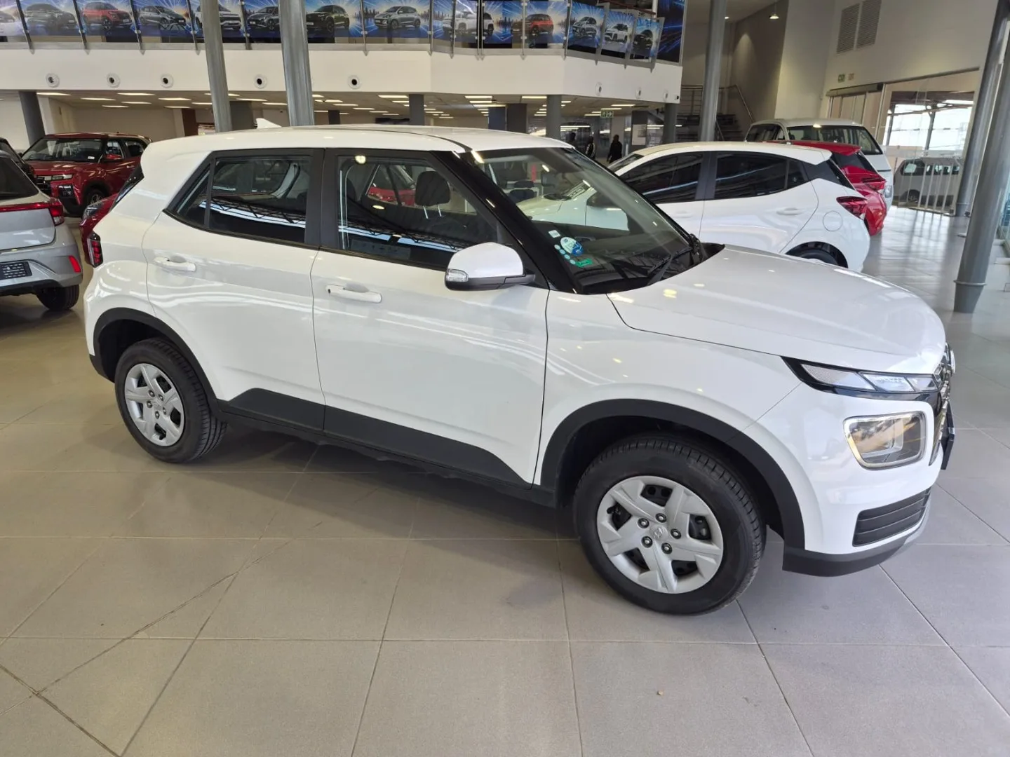 2025 Hyundai VENUE VENUE 1.2 PREMIUM MT MY24 image 1