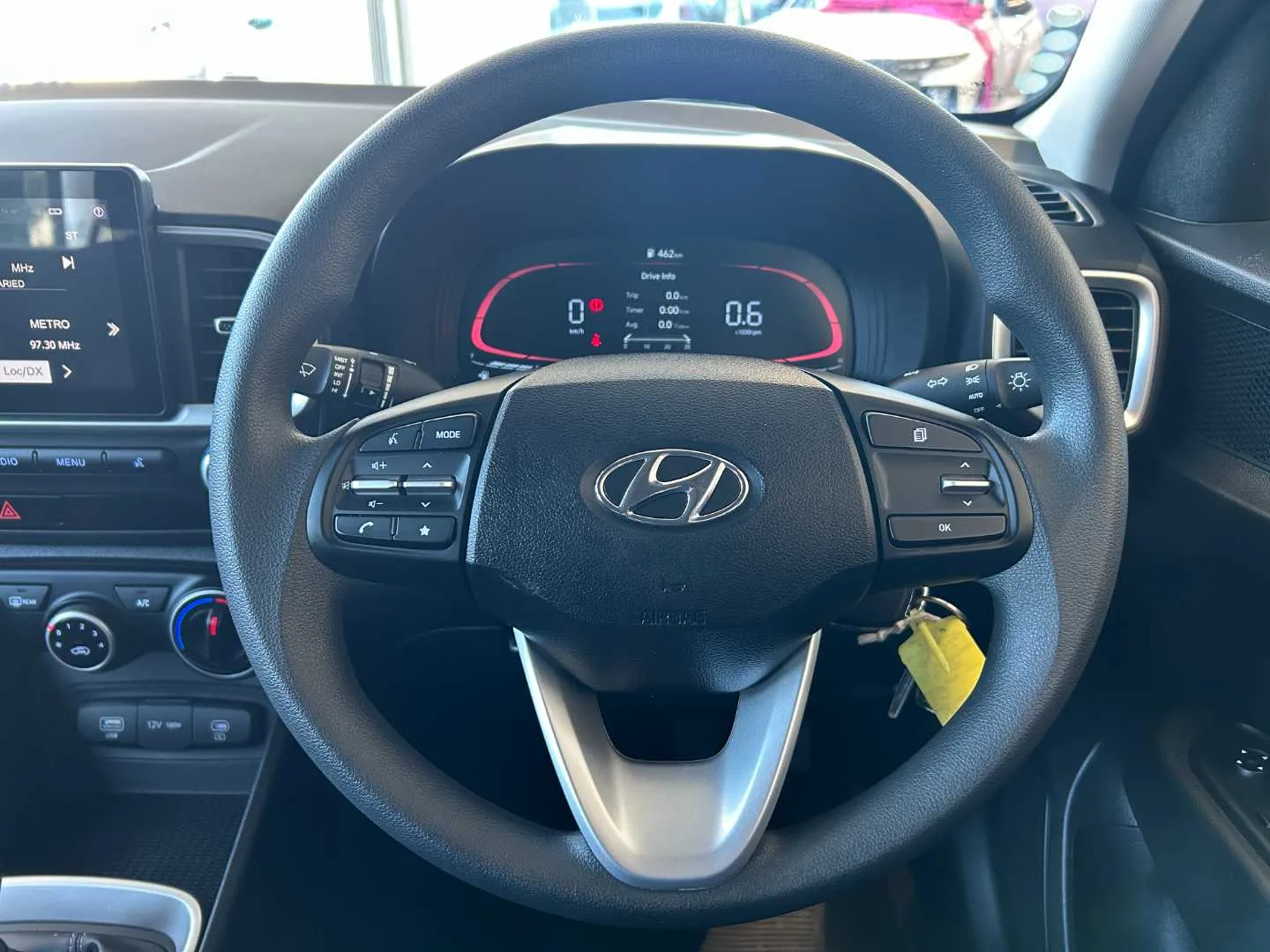 2025 Hyundai VENUE VENUE 1.2 PREMIUM MT MY24 thumbnail 12