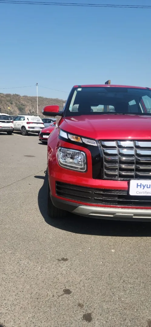 2025 Hyundai VENUE VENUE 1.2 PREMIUM M/T MY26 thumbnail 3