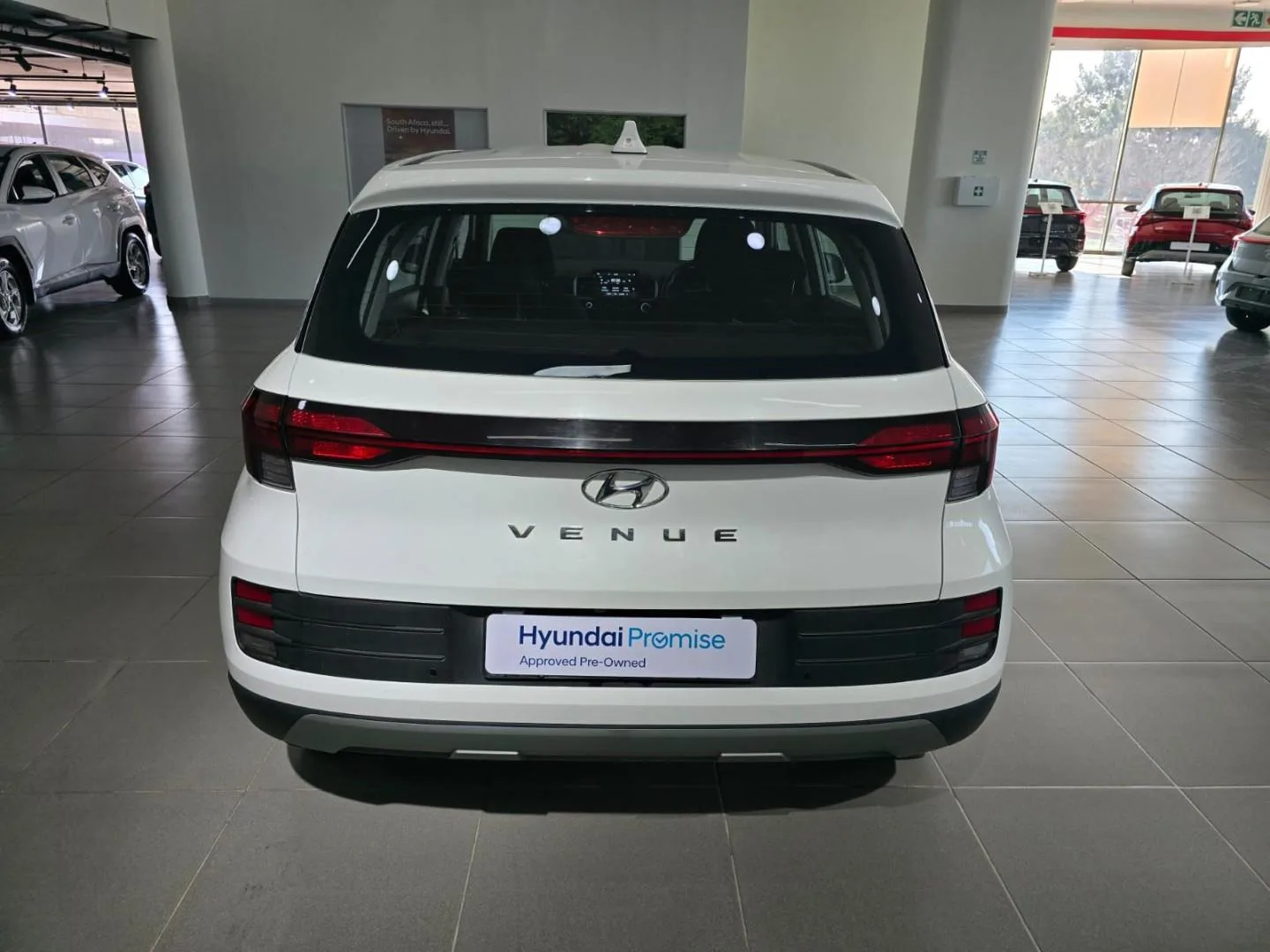 2025 Hyundai VENUE VENUE 1.2 PREMIUM MT MY24 thumbnail 6