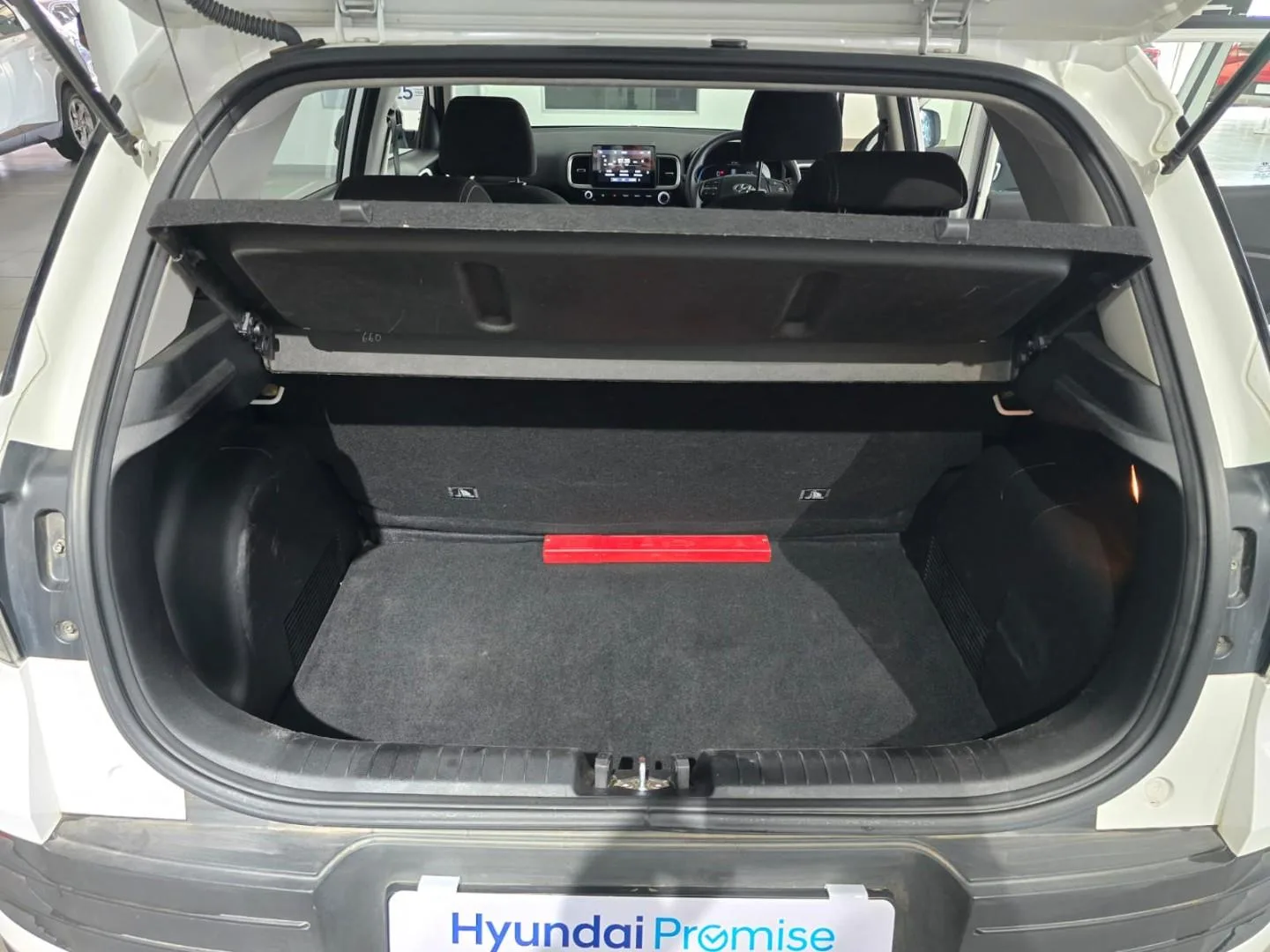 2025 Hyundai VENUE VENUE 1.2 PREMIUM MT MY24 thumbnail 10