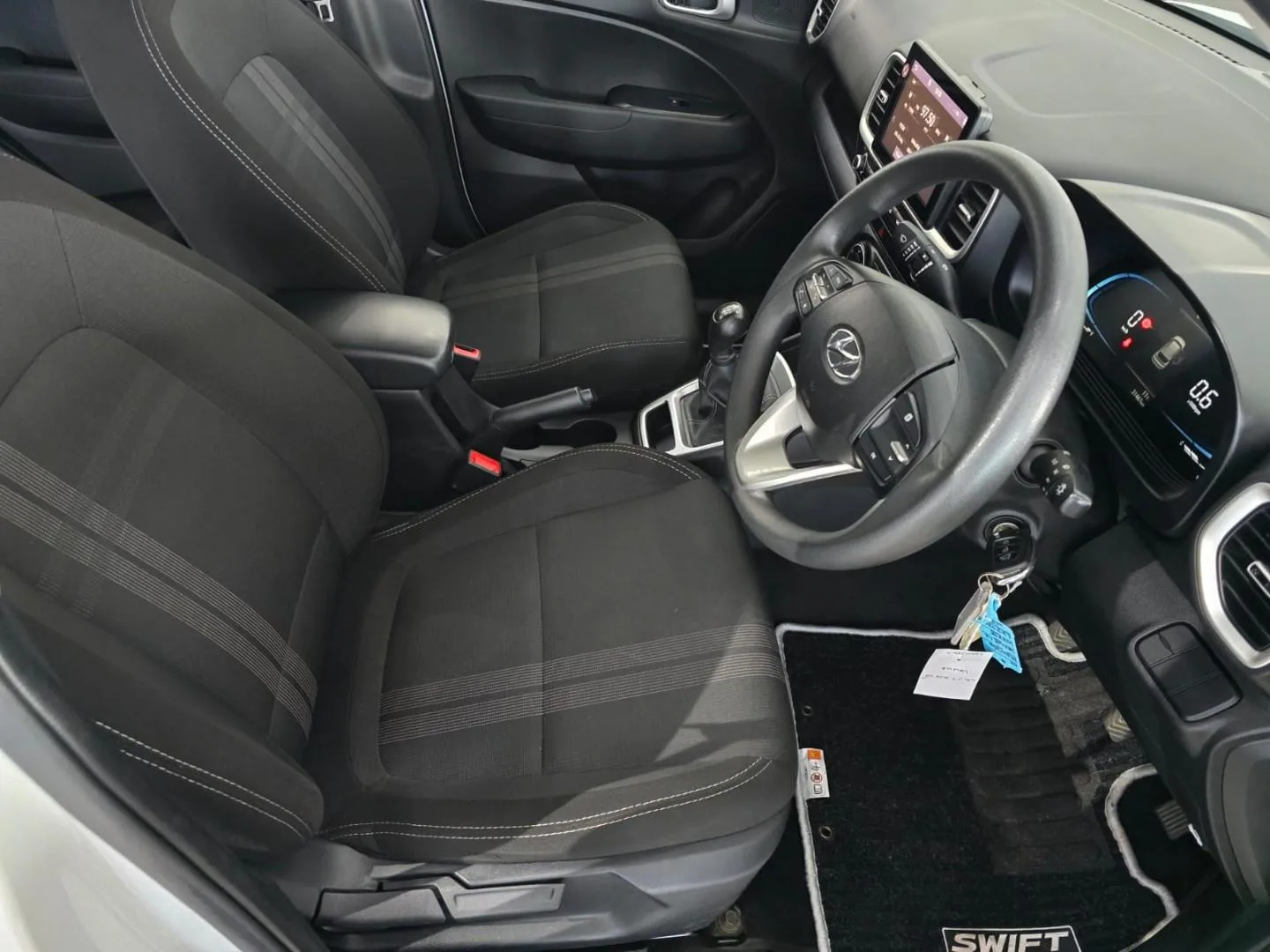 2025 Hyundai VENUE VENUE 1.2 PREMIUM MT MY24 thumbnail 12