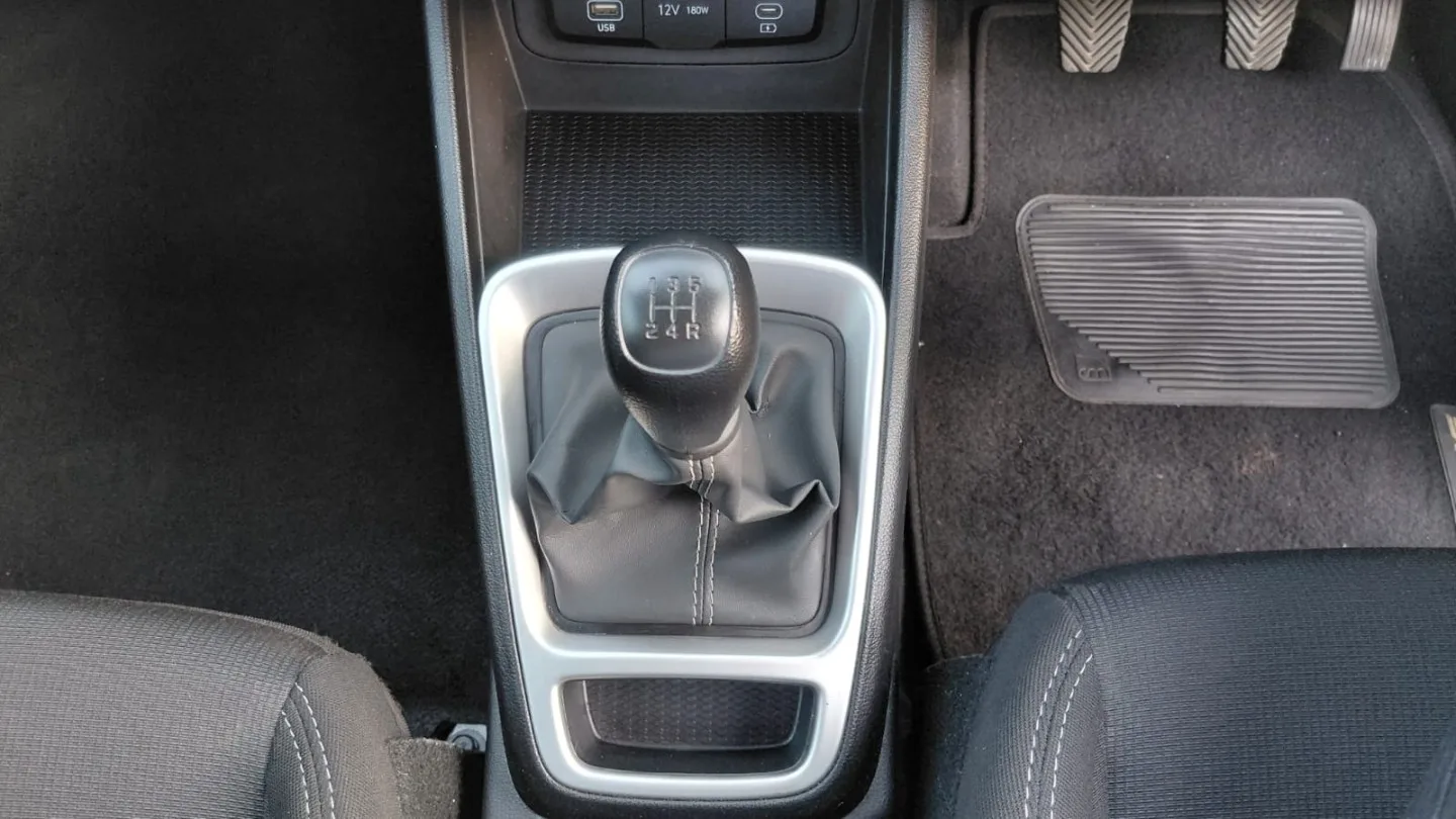 2025 Hyundai VENUE VENUE 1.2 PREMIUM MT MY24 thumbnail 9
