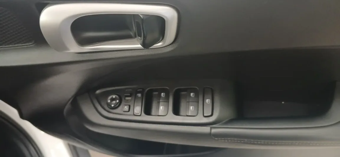 2025 Hyundai VENUE VENUE 1.2 PREMIUM MT MY24 thumbnail 9