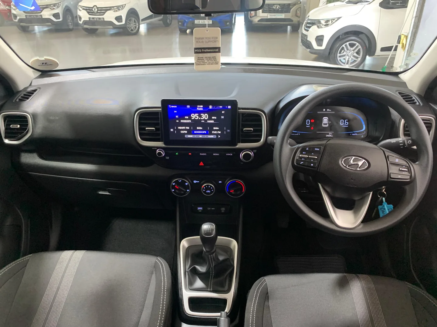2025 Hyundai VENUE VENUE 1.2 PREMIUM MT MY24 thumbnail 6