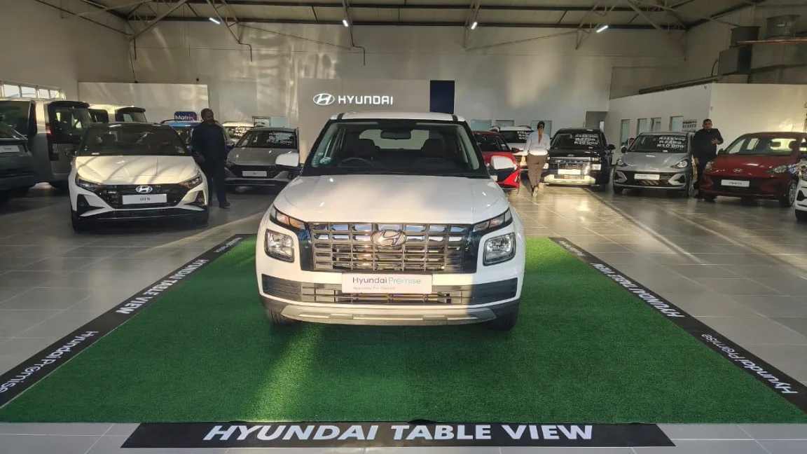 2025 Hyundai VENUE VENUE 1.2 PREMIUM MT MY24 thumbnail 2
