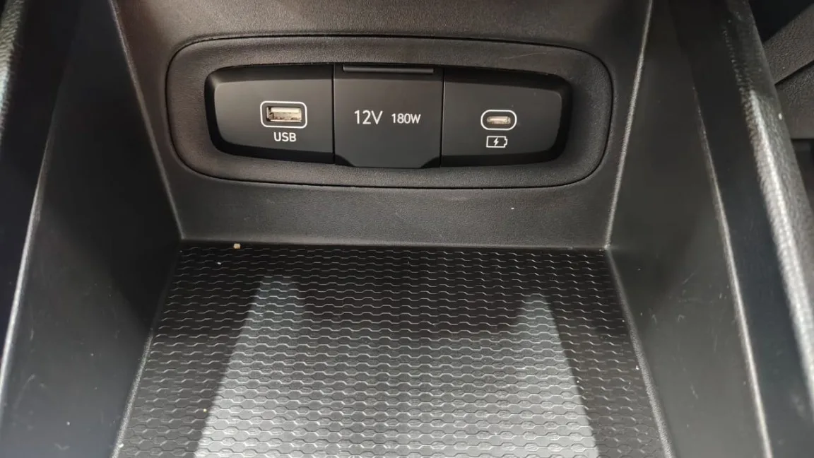 2025 Hyundai VENUE VENUE 1.2 PREMIUM MT MY24 thumbnail 23
