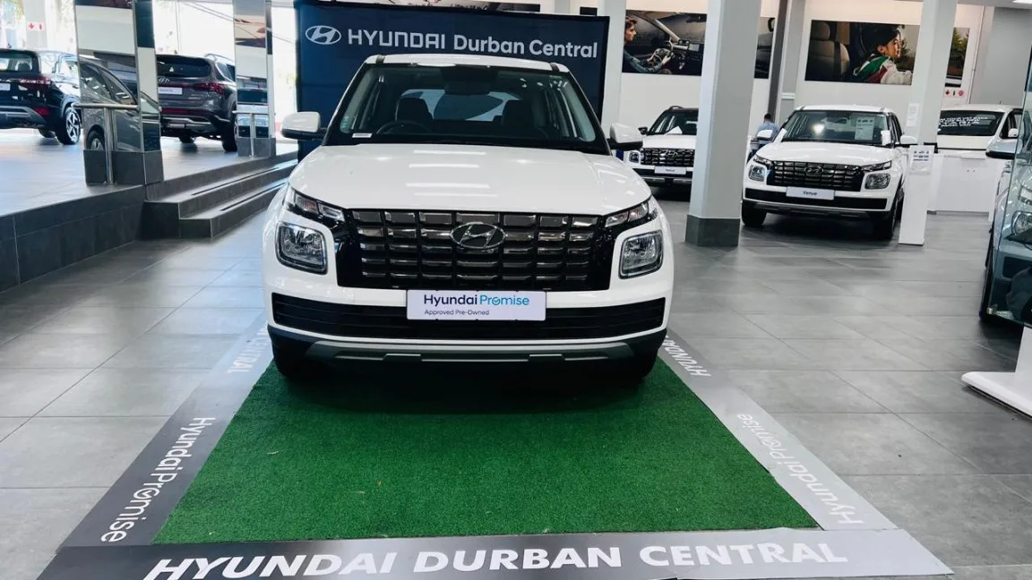 2025 Hyundai VENUE VENUE 1.2 MOTION thumbnail 2