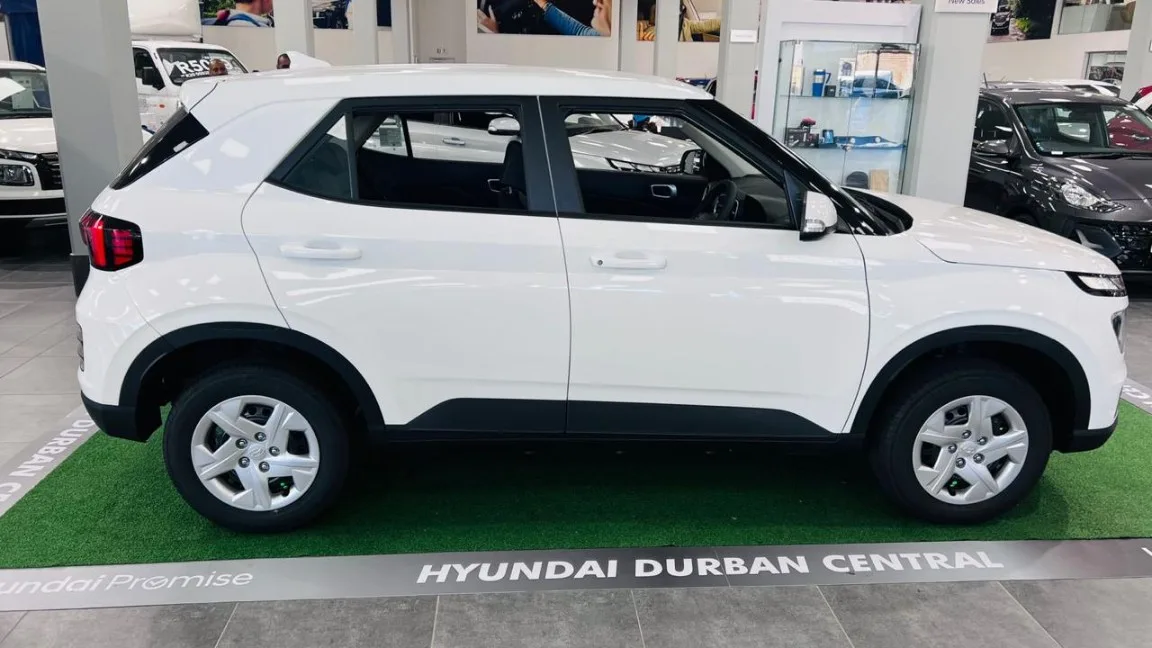 2025 Hyundai VENUE VENUE 1.2 MOTION thumbnail 8