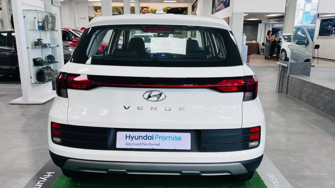 2025 Hyundai VENUE VENUE 1.2 MOTION thumbnail 6