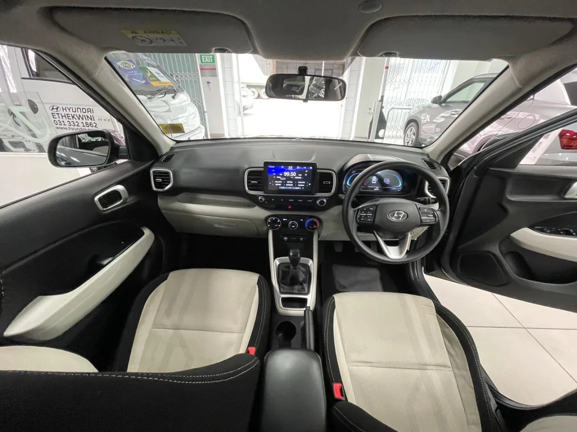 2025 Hyundai VENUE VENUE 1.2 PREMIUM MT MY24 thumbnail 10
