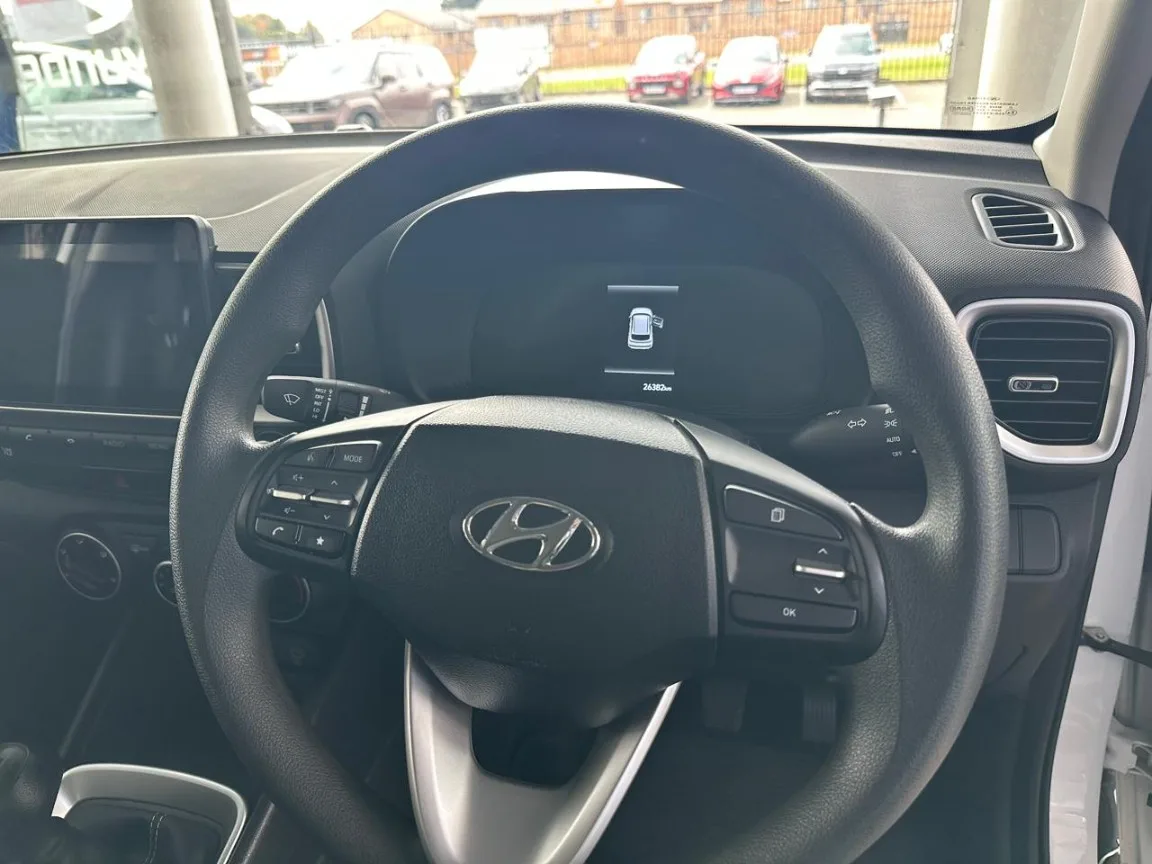 2024 Hyundai VENUE VENUE 1.2 PREMIUM MT MY24 thumbnail 10