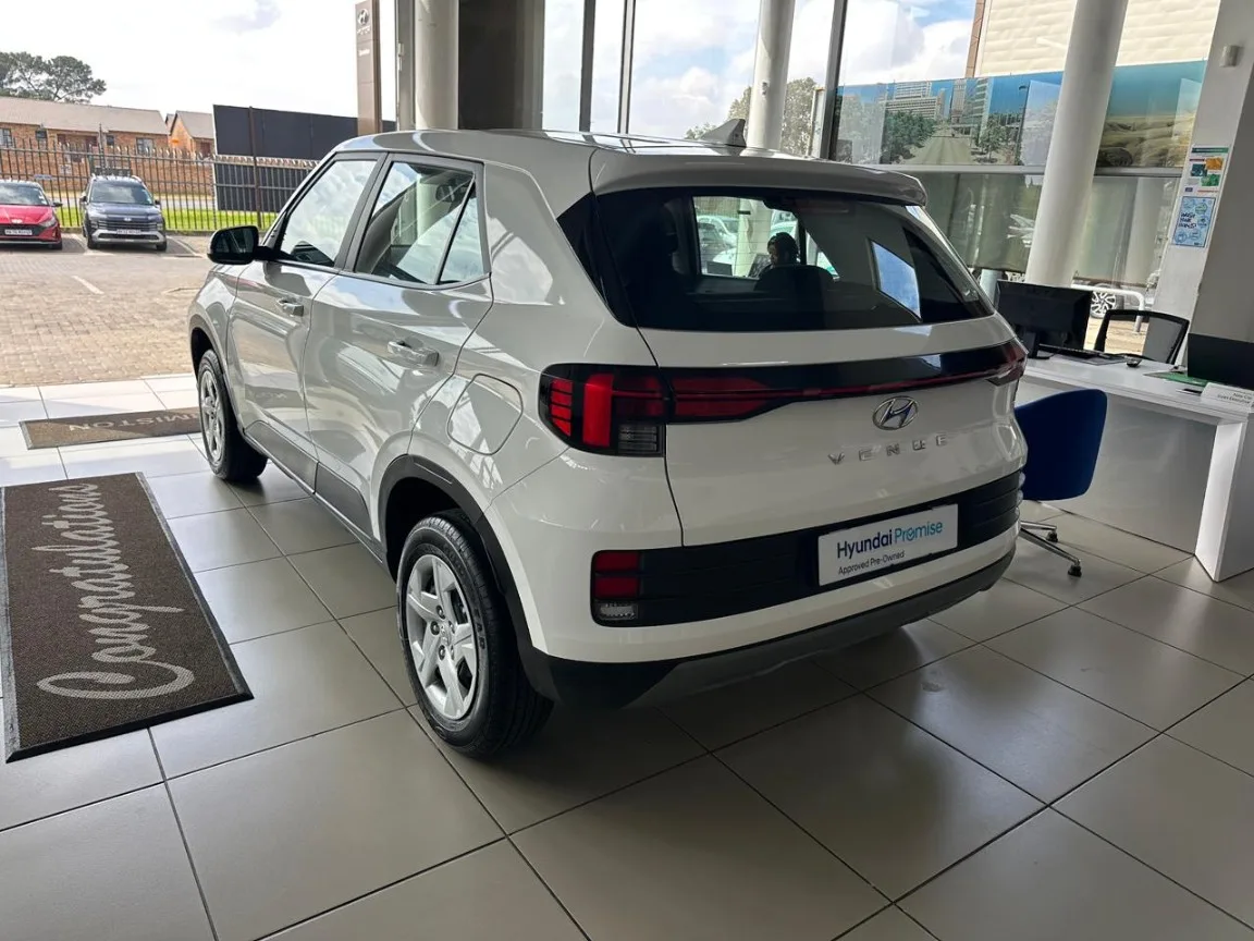 2024 Hyundai VENUE VENUE 1.2 PREMIUM MT MY24 thumbnail 6