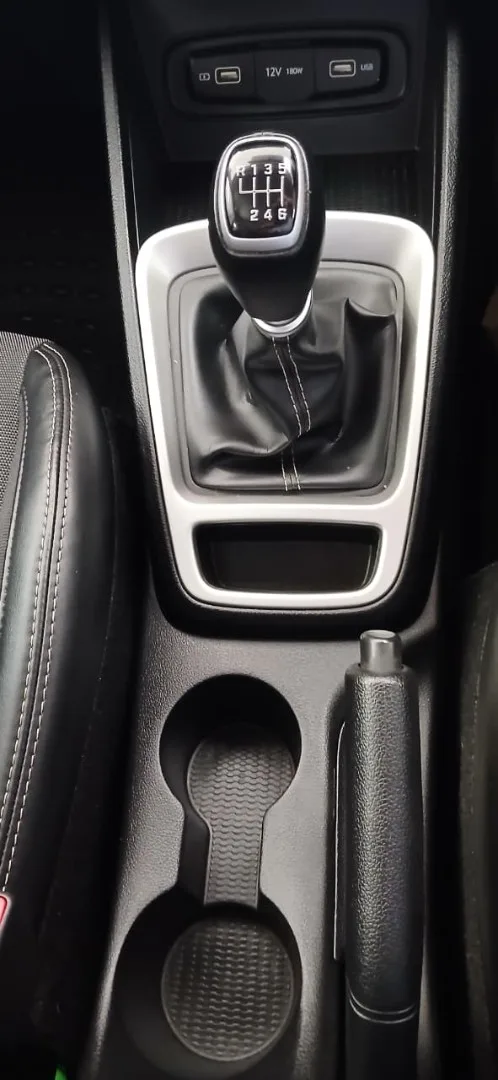 2021 Hyundai VENUE VENUE 1.0 TGDI FLUID M/T 2 TONE thumbnail 11