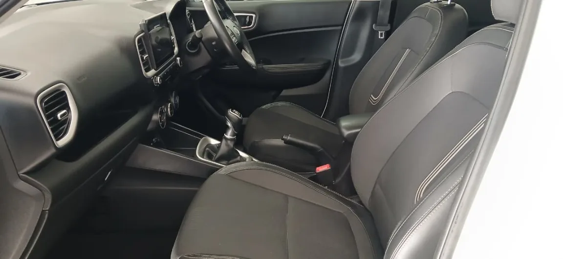2021 Hyundai VENUE VENUE 1.0 TGDI FLUID M/T 2 TONE thumbnail 7