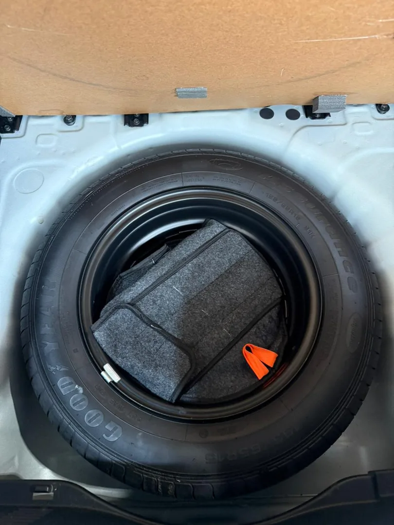 2021 Hyundai VENUE VENUE 1.0 TGDI FLUID M/T 2 TONE thumbnail 6