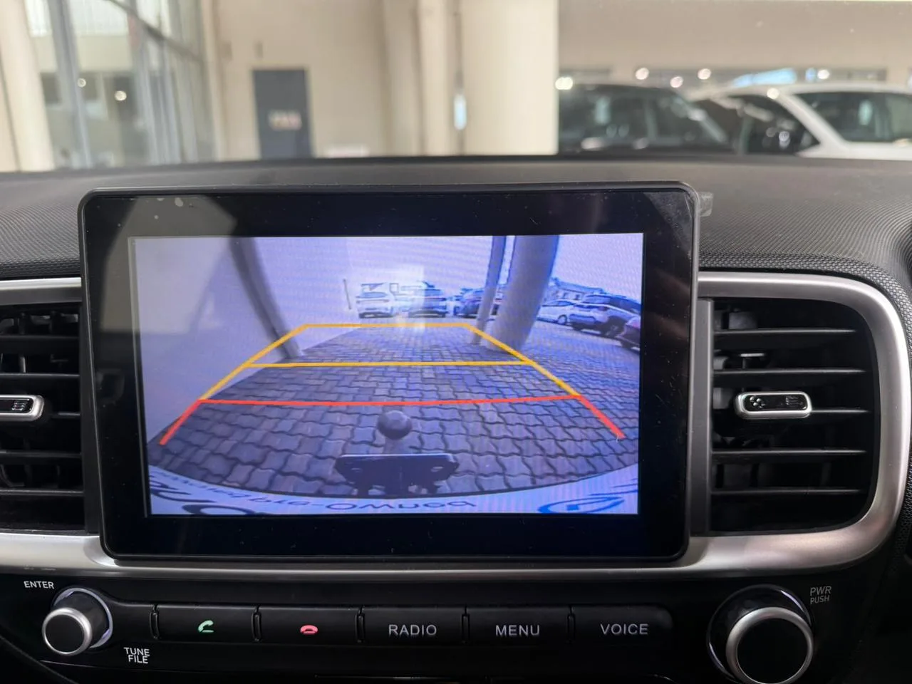 2021 Hyundai VENUE VENUE 1.0 TGDI FLUID M/T 2 TONE thumbnail 14