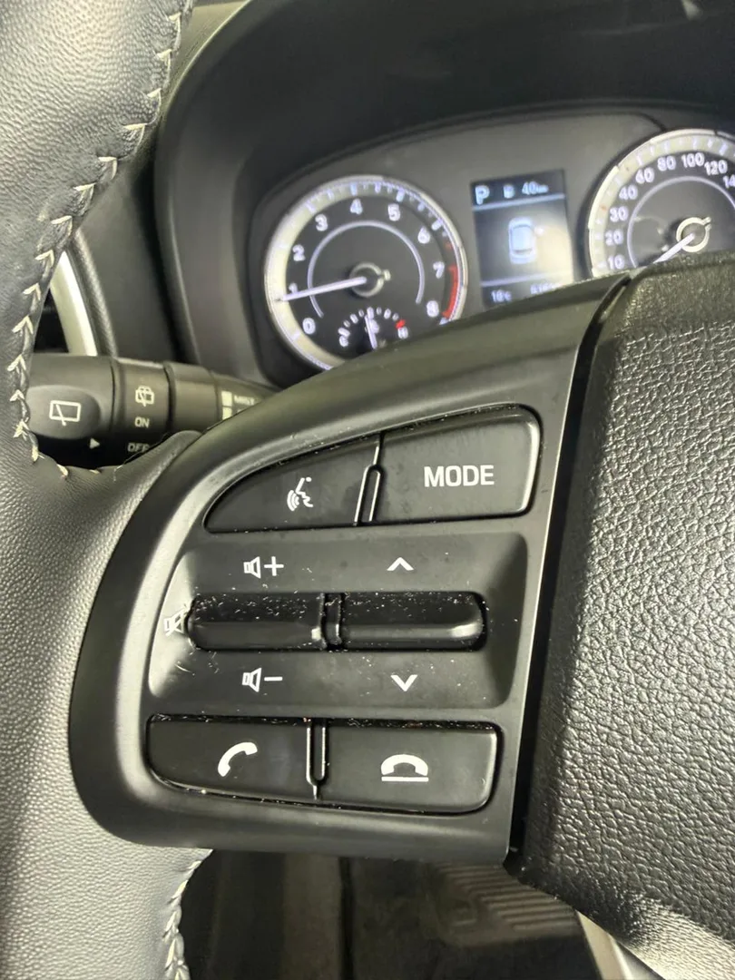 2021 Hyundai VENUE VENUE 1.0 TGDI FLUID M/T 2 TONE thumbnail 11