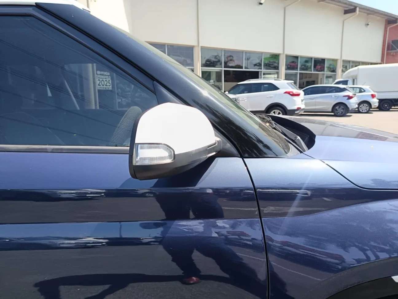 2021 Hyundai VENUE VENUE 1.0 TGDI FLUID M/T thumbnail 4