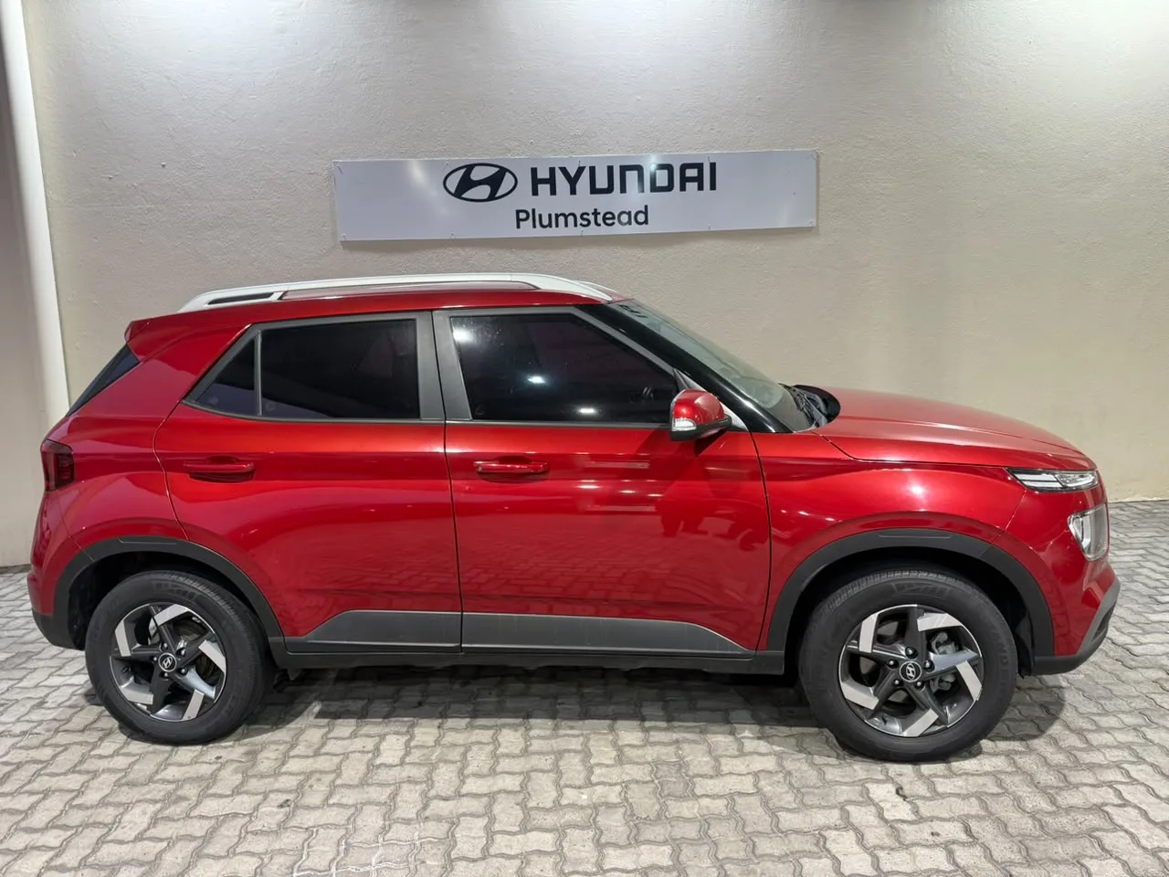2022 Hyundai VENUE VENUE 1.0 TGDI FLUID M/T thumbnail 3