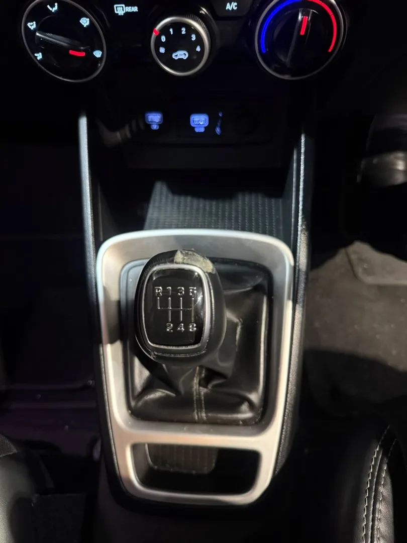 2022 Hyundai VENUE VENUE 1.0 TGDI FLUID M/T thumbnail 6