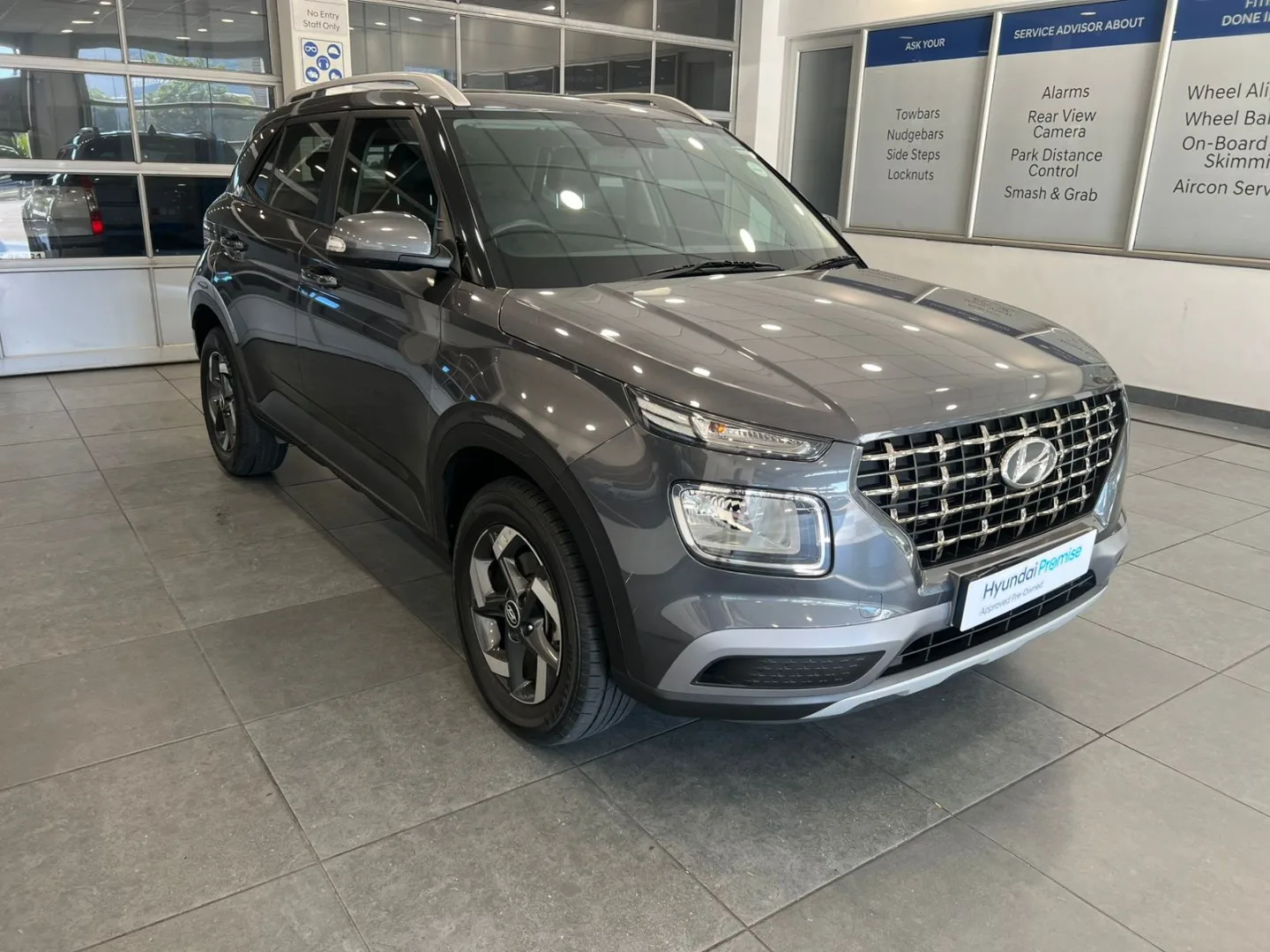 2022 Hyundai VENUE VENUE 1.0 TGDI FLUID M/T image 1