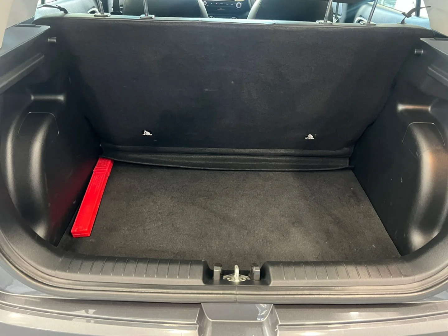 2022 Hyundai VENUE VENUE 1.0 TGDI FLUID M/T thumbnail 19