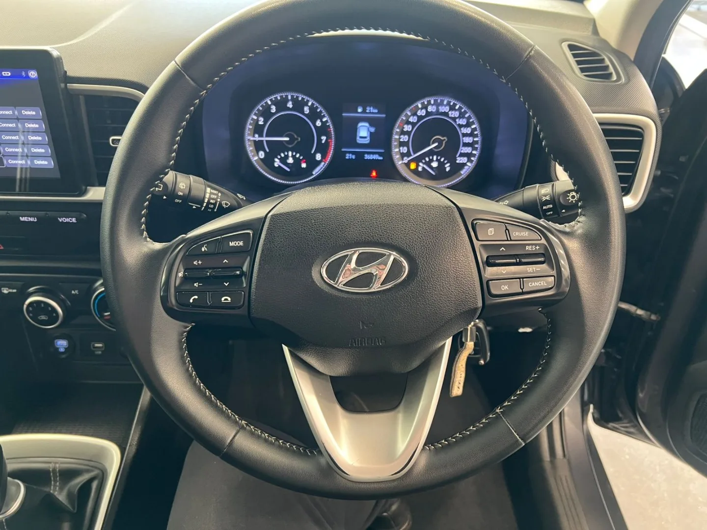 2022 Hyundai VENUE VENUE 1.0 TGDI FLUID M/T thumbnail 12
