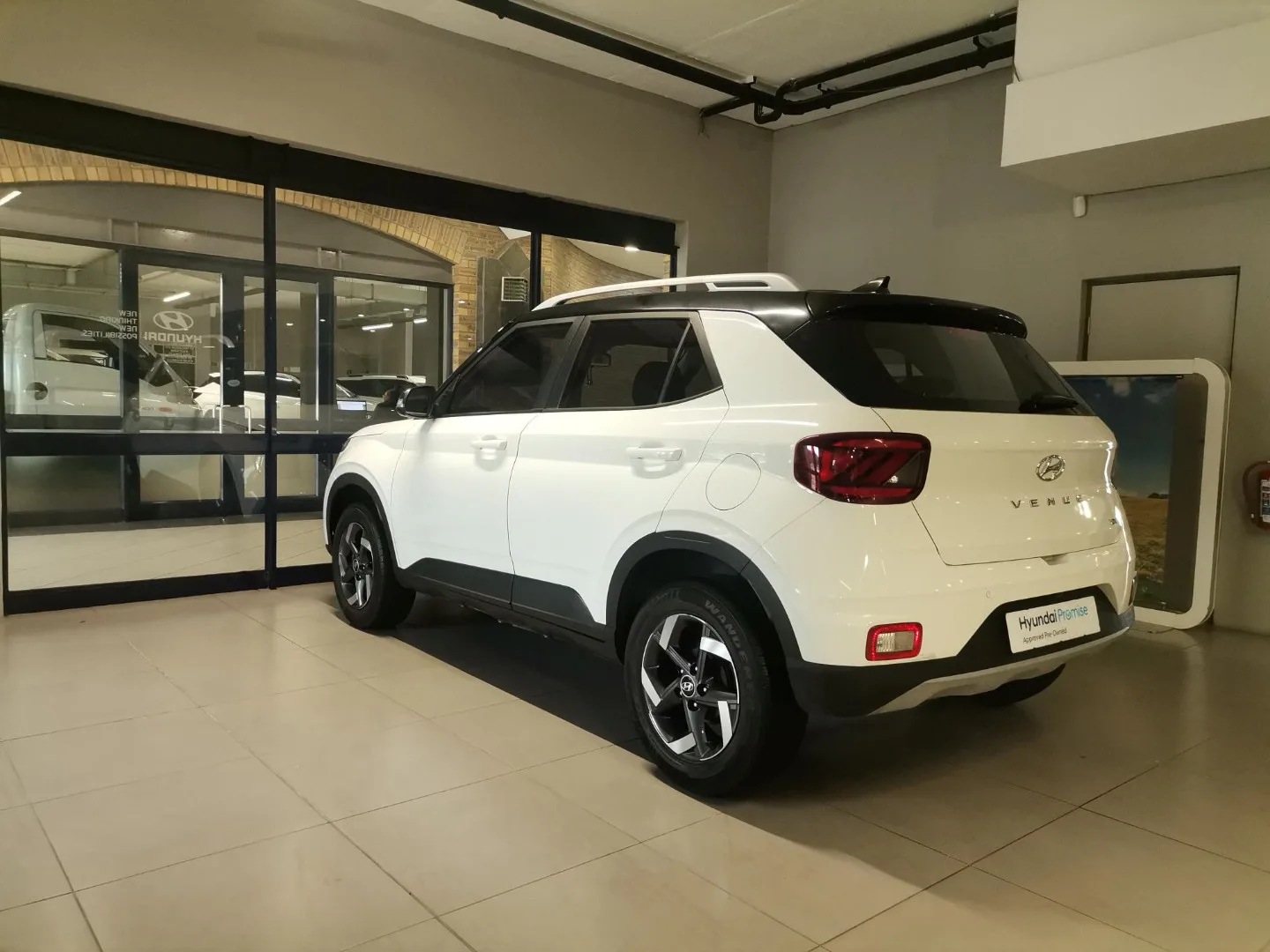 2021 Hyundai VENUE VENUE 1.0 TGDI FLUID M/T thumbnail 17