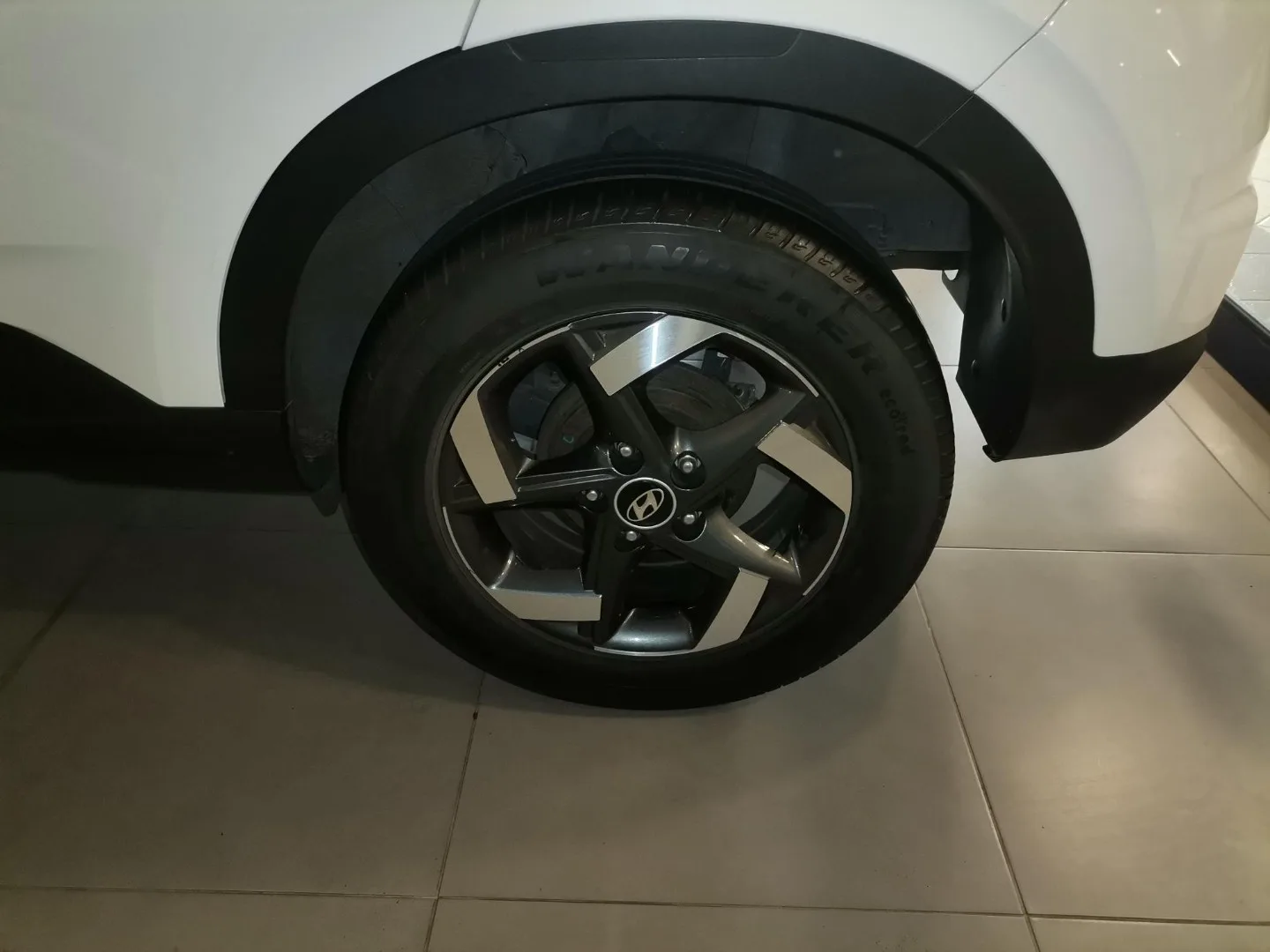 2021 Hyundai VENUE VENUE 1.0 TGDI FLUID M/T thumbnail 6