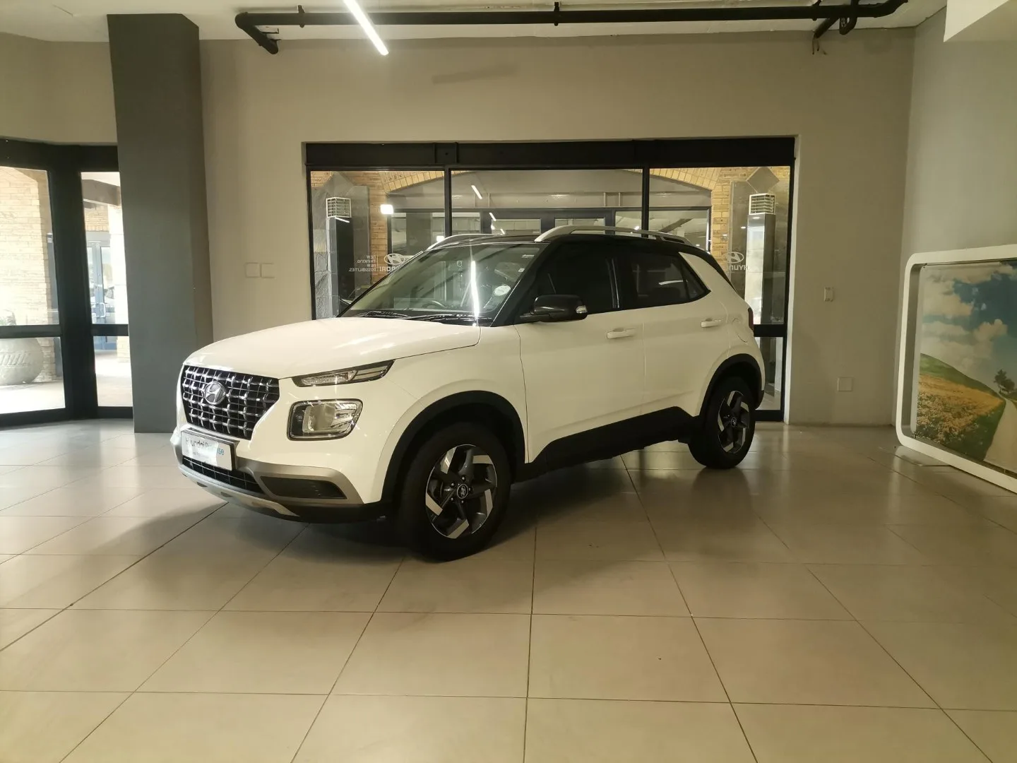 2021 Hyundai VENUE VENUE 1.0 TGDI FLUID M/T image 1